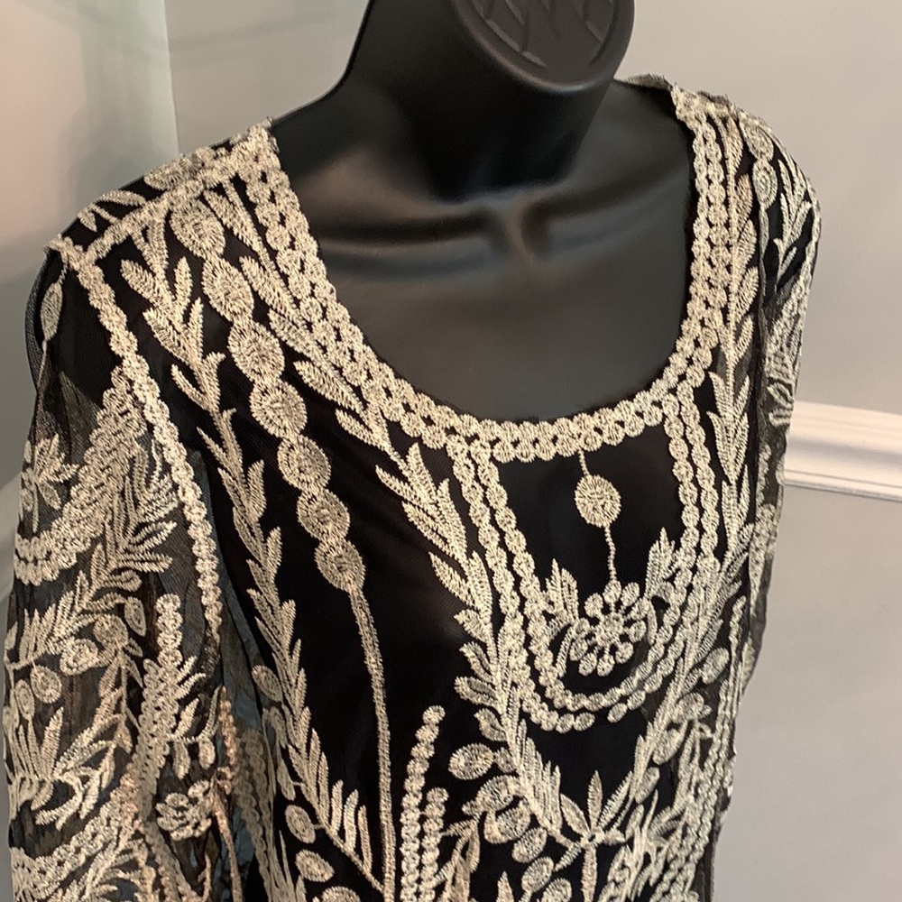 Pinky Black & Silver Net Tunic Size M NWT
